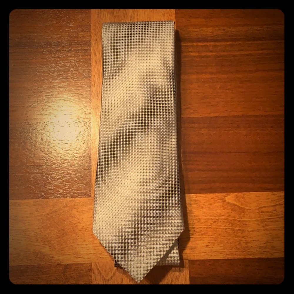 Silver Van Heusen Tie